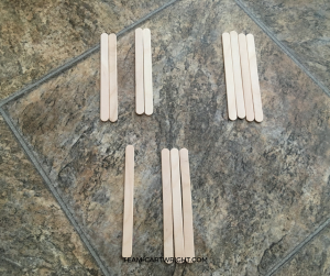 Lazy Mom Hack: Craft sticks are the perfect on the go activity. Pack some in your purse and your children can be entertained anywhere. Here are 6 easy learning activities for busy on the go families using craft sticks. Toddler Activities | Preschooler Activities | Learning Activity | No Prep Activity | Easy Learning | Lazy Mom Hack | Travel Activity for Kids #learningactivities #preschool #toddler #kid #STEMactivity #noprepactivity #travelactivity #craftsticks #kidcraft Team-Cartwright.com