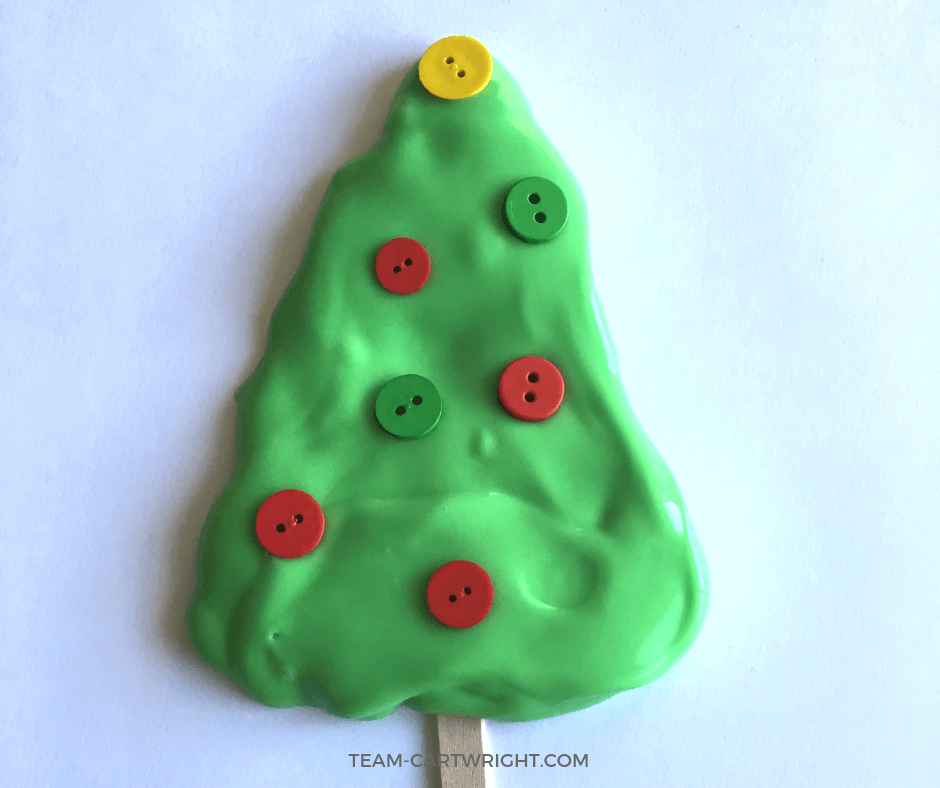 Decorate your own Christmas tree made out of slime! Easy and fun Christmas sensory activity for kids. #ChristmasSlime #SensoryActivity #ChristmasSTEM #learningactivity Team-Cartwright.com